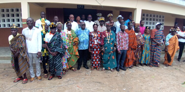 Tiébissou/Education: La première dame offre une cantine et 3 salles de classe à l’école du village d’Amanzi-Abrika