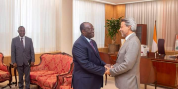 Côte d&rsquo;Ivoire : l&rsquo;Ambassadeur de l’Union Européenne fait ses adieux au vice président