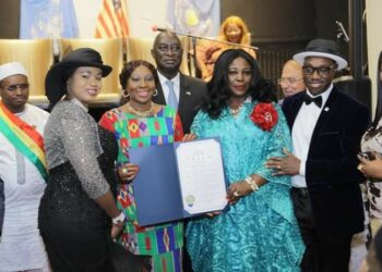 New-York : Kandia Camara reçoit le prix de leadership féminin