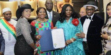 New-York : Kandia Camara reçoit le prix de leadership féminin