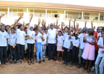 Yamoussoukro/Fin des cours des vacances:Souleymane Diarrassouba prime les meilleurs élèves