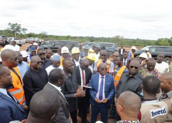 Aéroport de Kong : Tené Birahima Ouattara et Amadou Koné demandent l&rsquo;accélération des travaux
