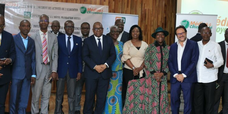 Impact des influenceurs web: L’Association MEDIAS ET CITOYENNETE ouvre le débat