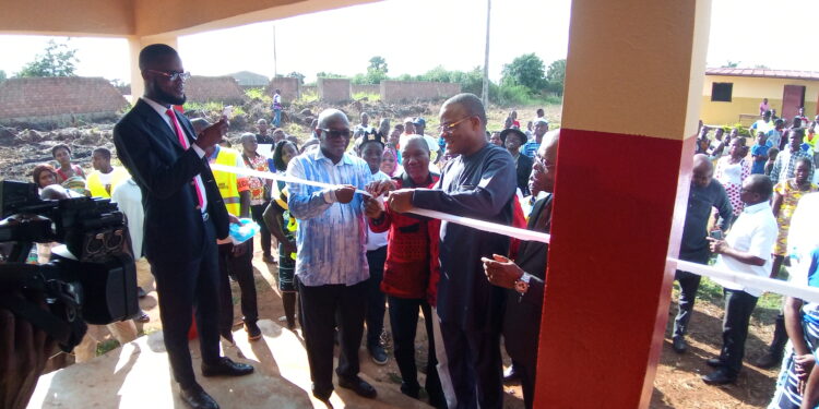 Tiebissou : le CENATI à l’initiative de la cohésion et du développement à Komorossou