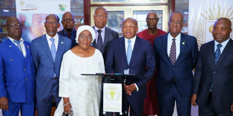 Yakro: Siandou explique aux sénateurs la stratégie de développement du tourisme