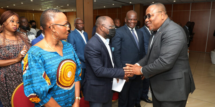 Les photos des échanges de la Cei avec les partis politiques en prélude de la révision de la liste électorale qui aura lieu du 10 au 26 novembre 2022.