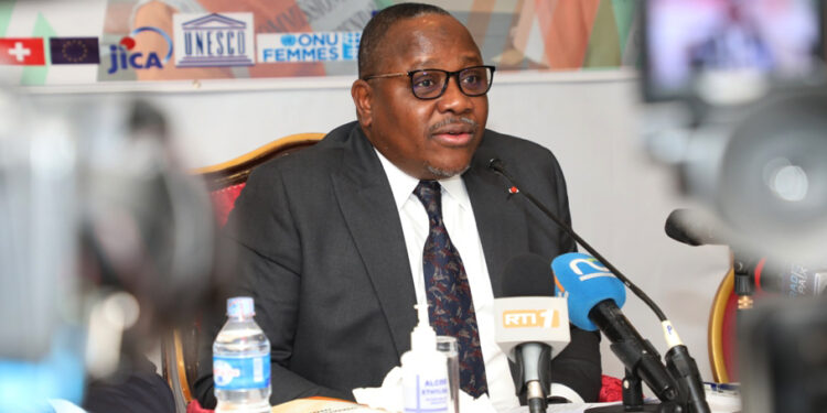 Les photos des échanges de la Cei avec les partis politiques en prélude de la révision de la liste électorale qui aura lieu du 10 au 26 novembre 2022.