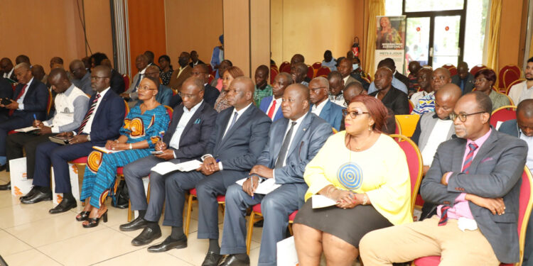 Les photos des échanges de la Cei avec les partis politiques en prélude de la révision de la liste électorale qui aura lieu du 10 au 26 novembre 2022.