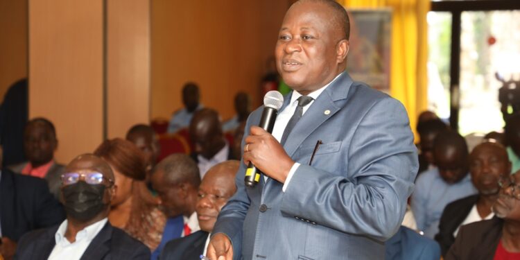 Les photos des échanges de la Cei avec les partis politiques en prélude de la révision de la liste électorale qui aura lieu du 10 au 26 novembre 2022.