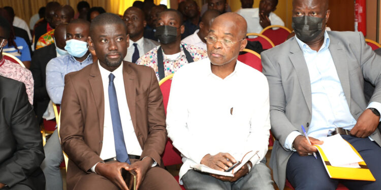 Les photos des échanges de la Cei avec les partis politiques en prélude de la révision de la liste électorale qui aura lieu du 10 au 26 novembre 2022.