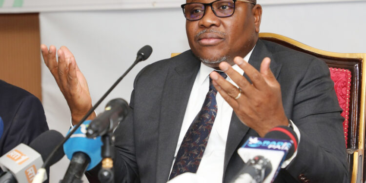 Les photos des échanges de la Cei avec les partis politiques en prélude de la révision de la liste électorale qui aura lieu du 10 au 26 novembre 2022.