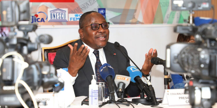 Les photos des échanges de la Cei avec les partis politiques en prélude de la révision de la liste électorale qui aura lieu du 10 au 26 novembre 2022.