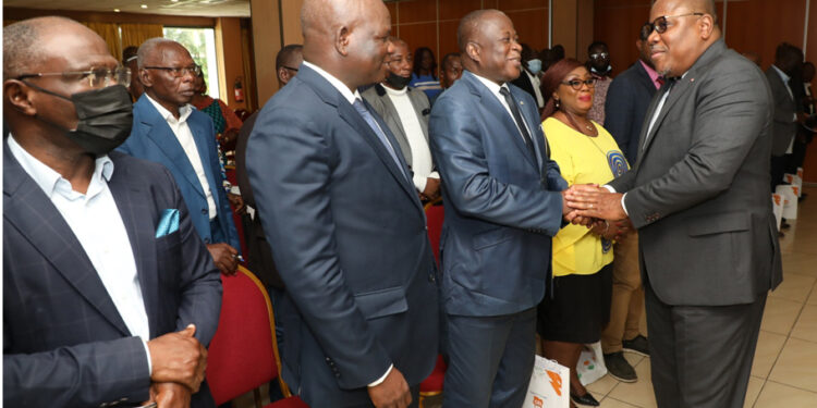 Les photos des échanges de la Cei avec les partis politiques en prélude de la révision de la liste électorale qui aura lieu du 10 au 26 novembre 2022.