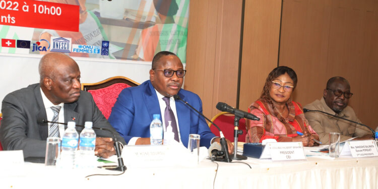 Les échanges d’information entre la CEI, les médias et les organisations de la société civile en prélude à la révision de la liste électorale 2022.