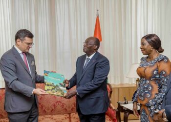 Les photos de l&rsquo;entretien du VP Tiémoko Meyliet KONE, avec le Ministre Ukrainien des Affaires Etrangères, Dmytro KULEBA, le 05/10/ 2022, au Palais Présidencielle à Abidjan