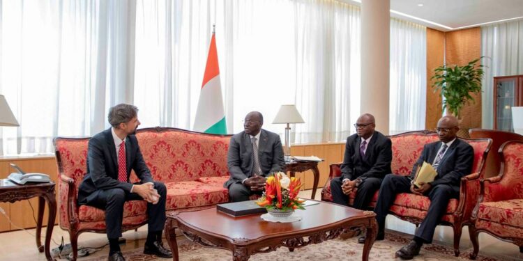 les photos de l’entretien du VP Tiémoko Meyliet KONE, avec le Président du FIDA, Alvaro Lario, ce mardi 18 Octobre 2022, au Palais présidentiel à Abidjan