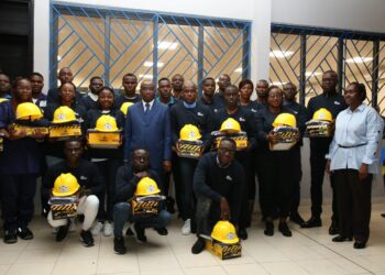 Départ de 35 Topographes & Machinistes ivoiriens à Egletons (France): Les dernières consignes du Ministre N’Guessan KOFFI