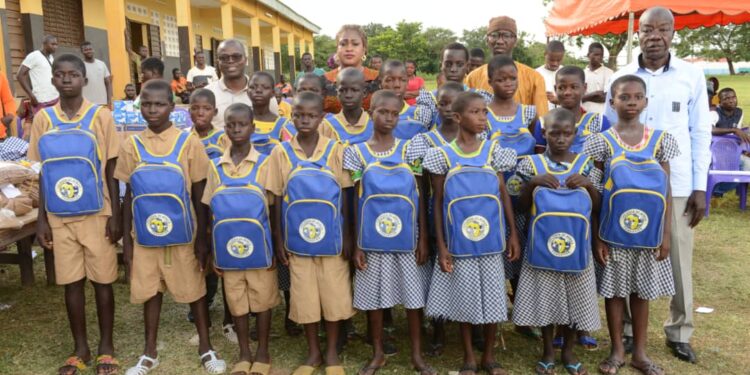 Korhogo/ Remise de kits scolaires: La Fondation Tchépé gâte 500 élèves de Ponvogo