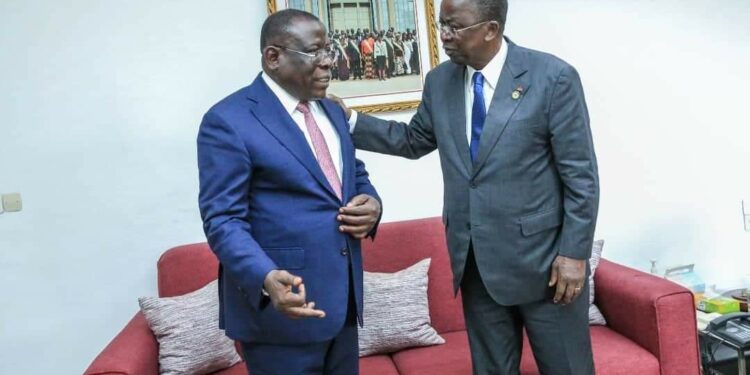 RHDP dans le V Baoulé: Ahoussou disposé à aider Bacongo à «débroussailler le terrain»