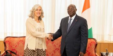 Les images de l&rsquo;entretien du VPR Tiémoko Meyliet KONE, avec l&rsquo;Ambassadeur de l&rsquo;Union Européenne en Côte d&rsquo;Ivoire, Francesca DI MAURO, le 5/10/2022, au Palais Présidentielle à Abidjan