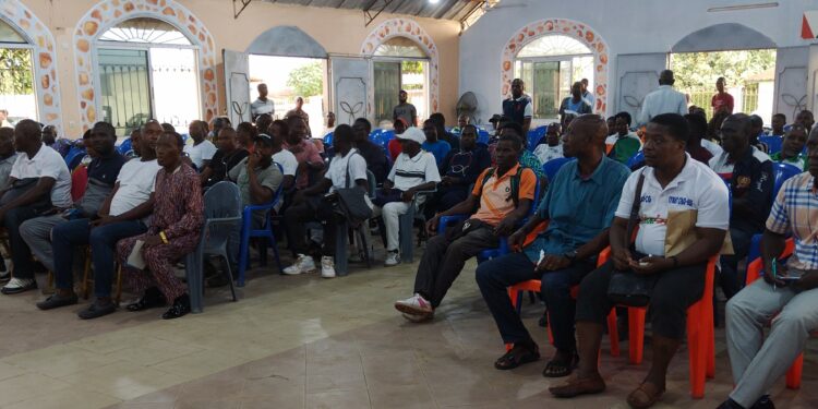 La plateforme de la société civile Urgences ivoiriennes prévoit manifester contre la vie chère le 25 novembre