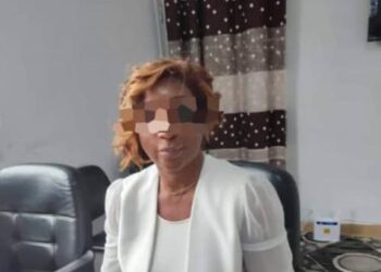 Marcory : Après avoir agressé un policier, Dame Chantal de Souza devant le parquet lundi