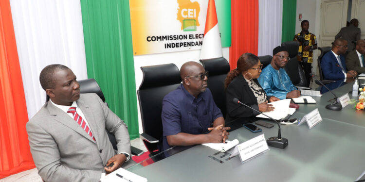 Les photos de l’audience du président de la CEI accordé a une délégation du PPA-CI à son siège à Abidjan II-Plateau.