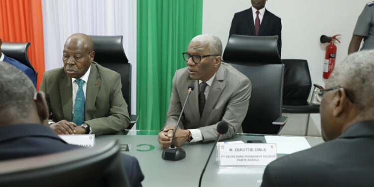 Les photos de l’audience du président de la CEI accordé a une délégation du PPA-CI à son siège à Abidjan II-Plateau.