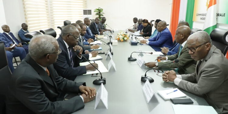 Les photos de l’audience du président de la CEI accordé a une délégation du PPA-CI à son siège à Abidjan II-Plateau.