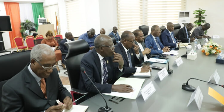 Les photos de l’audience du président de la CEI accordé a une délégation du PPA-CI à son siège à Abidjan II-Plateau.
