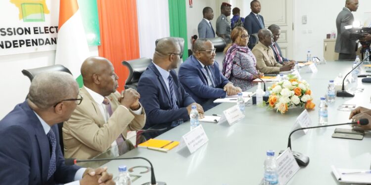 Les photos de la réunion d’information entre le PDCI et la CEI le mercredi 23 novembre au siège de l’institution électorale à Abidjan-Deux plateaux.