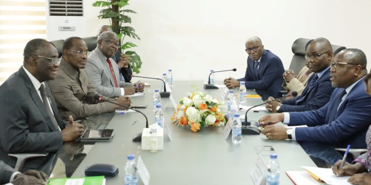 Les photos de la réunion d’information entre le PDCI et la CEI le mercredi 23 novembre au siège de l’institution électorale à Abidjan-Deux plateaux.