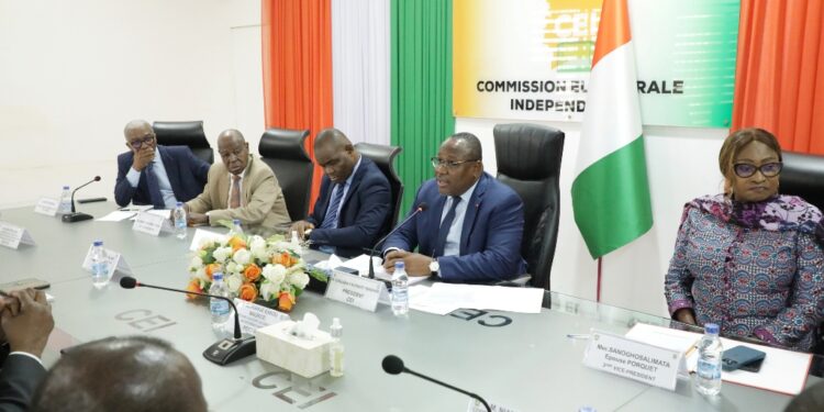 Les photos de la réunion d’information entre le PDCI et la CEI le mercredi 23 novembre au siège de l’institution électorale à Abidjan-Deux plateaux.