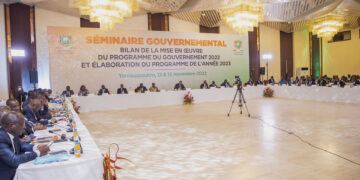 Séminaire gouvernemental: « Les progrès tangibles réalisés en 2022 seront renforcés en 2023 », indique le communiqué final