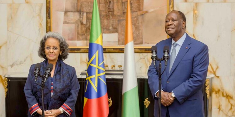 Les photos de l’entretien du Président Alassane Ouattara, avec son homologue éthiopienne, Sahle-Work Zewde, le mercredi 02/11/2022, au Palais présidentiel à Abidjan