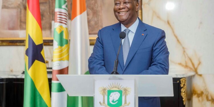 Le Président Alassane Ouattara, a échangé avec son homologue ghanéen, Nana Addo Dankwa AKUFO-ADDO, le mercredi 2 novembre 2022, au Palais Présidenciel à Abidjan, en images.