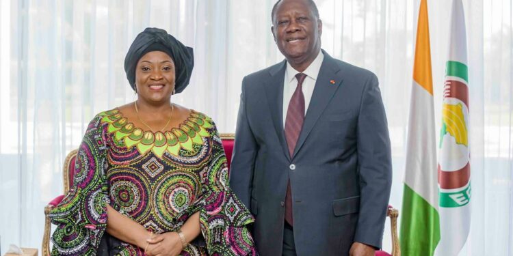 Le Président Alassane Ouattara, a échangé avec le Président du Zimbabwe, Emmerson Mnangagwa, et la V-P du Libéria, Mme Jewel Taylor,  le 3 novembre 2022, à Abidjan