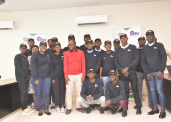 Retour de 17 Topographes de France: le ministre N’Guessan KOFFI dit merci à Ouattara 