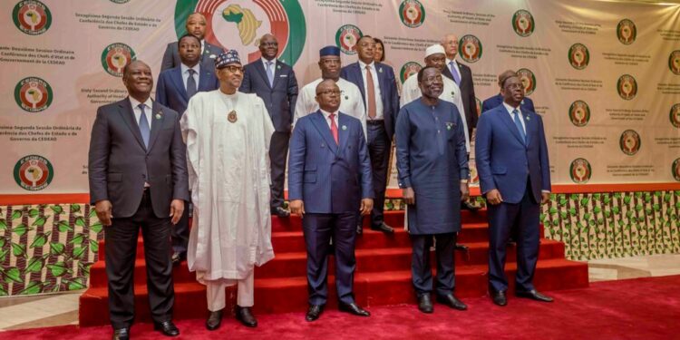 les photos des travaux du 62ème Sommet ordinaire de la CEDEAO, le 4 décembre 2022, à Abuja, au Nigéria