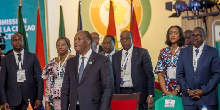 les photos des travaux du 62ème Sommet ordinaire de la CEDEAO, le 4 décembre 2022, à Abuja, au Nigéria