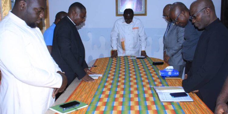 Révision de la Liste Électorale : Les photos de la rencontre du ministre Danho Paulin par ailleurs superviseur Rhdp  avec les forces vives de la commune d’Attecoubé