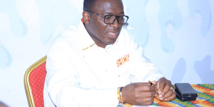 Révision de la Liste Électorale : Les photos de la rencontre du ministre Danho Paulin par ailleurs superviseur Rhdp  avec les forces vives de la commune d’Attecoubé