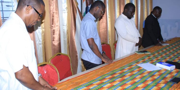 Révision de la Liste Électorale : Les photos de la rencontre du ministre Danho Paulin par ailleurs superviseur Rhdp  avec les forces vives de la commune d’Attecoubé