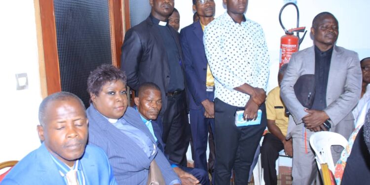 Révision de la Liste Électorale : Les photos de la rencontre du ministre Danho Paulin par ailleurs superviseur Rhdp  avec les forces vives de la commune d’Attecoubé