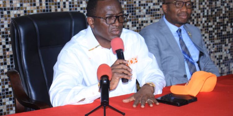 Révision de la Liste Électorale : Les photos de la rencontre du ministre Danho Paulin par ailleurs superviseur Rhdp  avec les forces vives de la commune d’Attecoubé