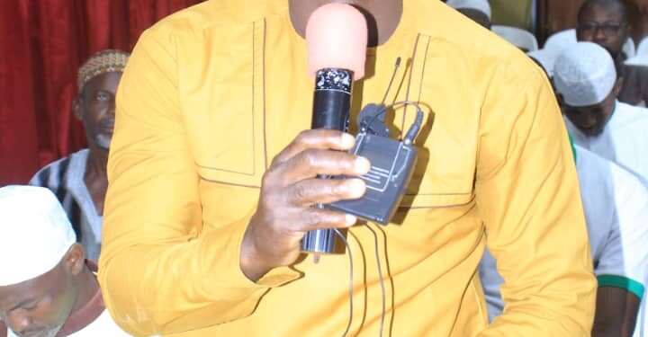 Révision de la Liste Électorale : Les photos de la rencontre du ministre Danho Paulin par ailleurs superviseur Rhdp  avec les forces vives de la commune d’Attecoubé