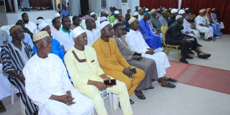 Révision de la Liste Électorale : Les photos de la rencontre du ministre Danho Paulin par ailleurs superviseur Rhdp  avec les forces vives de la commune d’Attecoubé