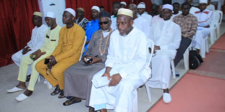 Révision de la Liste Électorale : Les photos de la rencontre du ministre Danho Paulin par ailleurs superviseur Rhdp  avec les forces vives de la commune d’Attecoubé