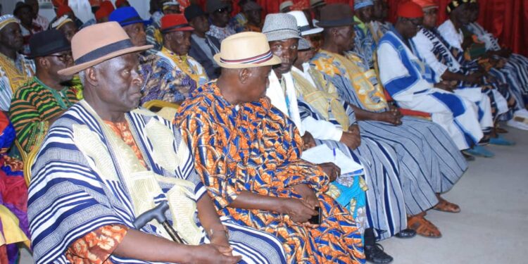 Révision de la Liste Électorale : Les photos de la rencontre du ministre Danho Paulin par ailleurs superviseur Rhdp  avec les forces vives de la commune d’Attecoubé