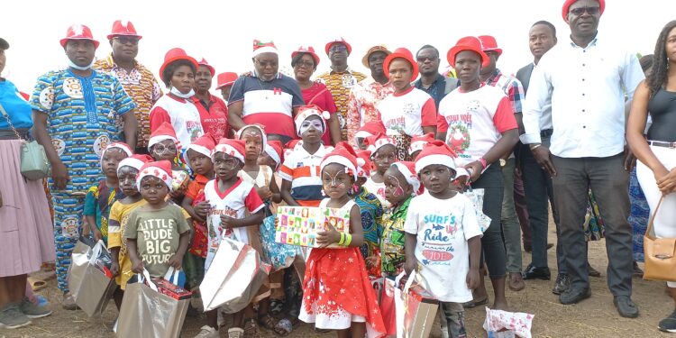 Bouaké: La mutuelle Eblaissou ‘‘gâte’’ 1000 enfants  